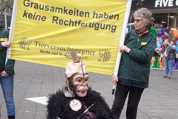 Aktionstag gegen Tierversuche in Berlin